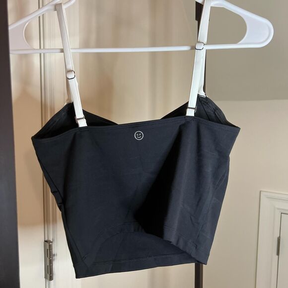 Gilly Hicks active recharge workout top - Picture 4 of 4